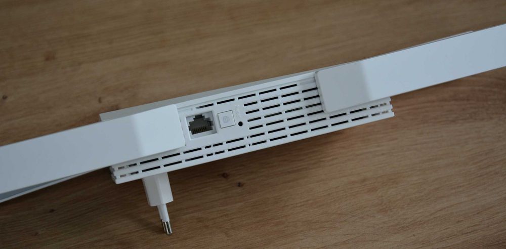 TP-LINK Wzmacniacz sygnału RE815XE Wifi AXE5400 WiFi 6E 6Ghz OneMesh