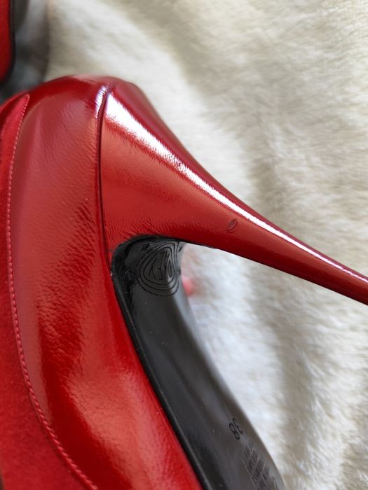 Buty na obcasie 38 czerwone szpilki