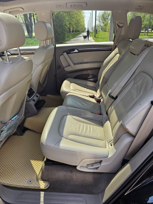 продам AUDI Q7 2013 г. дизель 3,0