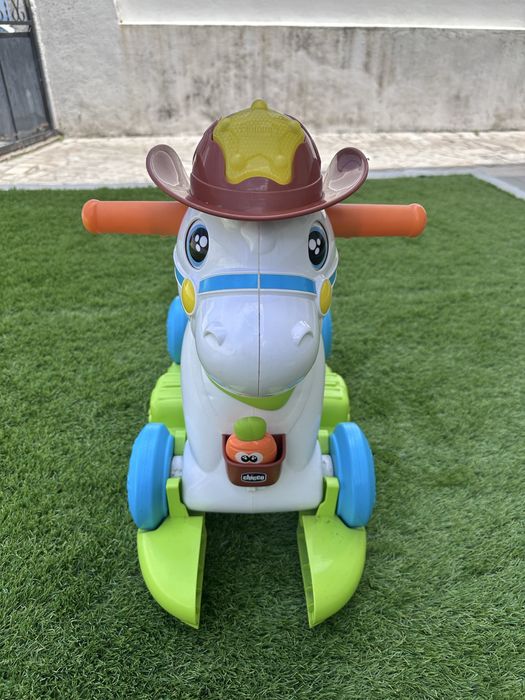 Chicco - Cavalo  2 em 1