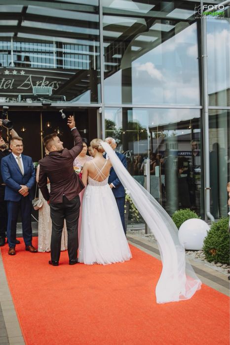 Blyszczaca suknia ślubna Justin Alexander 34/36