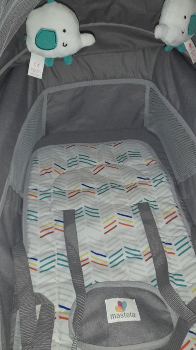 Заколисуючий центр mastela