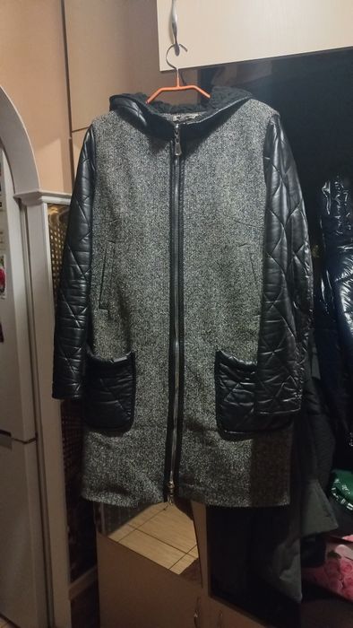 Жіноче  міжсезонне пальто