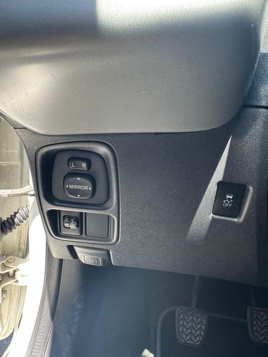 PEUGEOT 108 1.2 PureTech / VTi Allure 2014 Manual