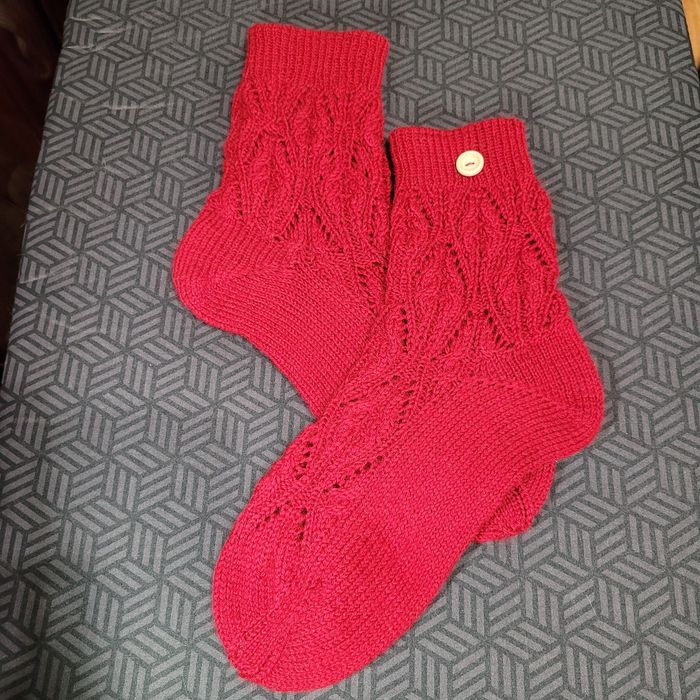 Носки ручной работы