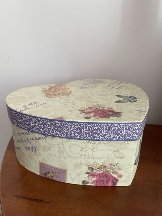 Коробки подарочные брендовые