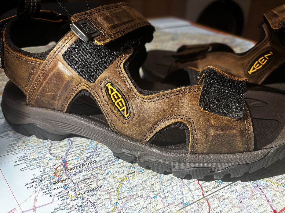 Sandały Keen 42 brązowe