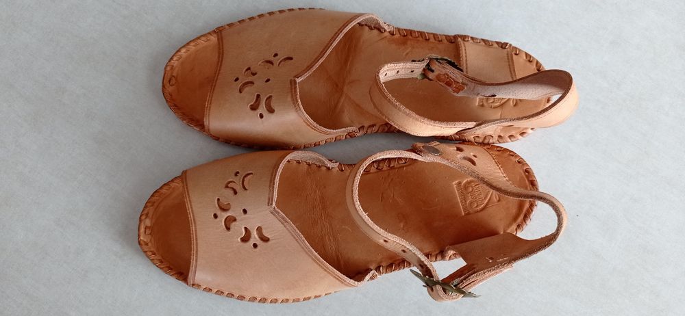 Skórzane Sandały damskie góralskie 38/39