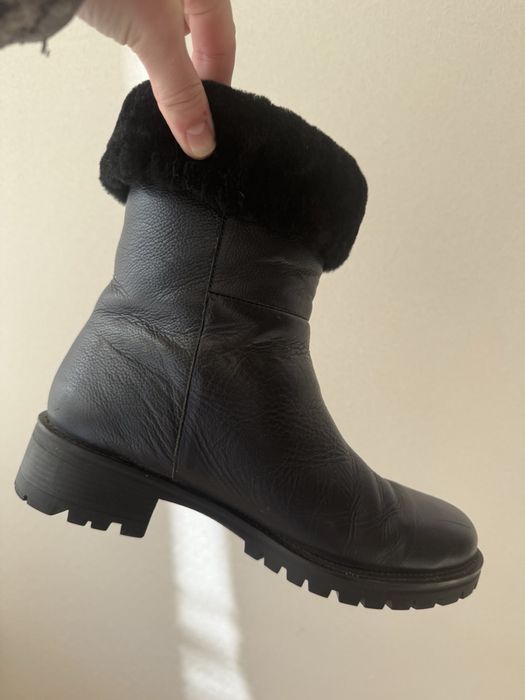 Взуття жіноче зимове