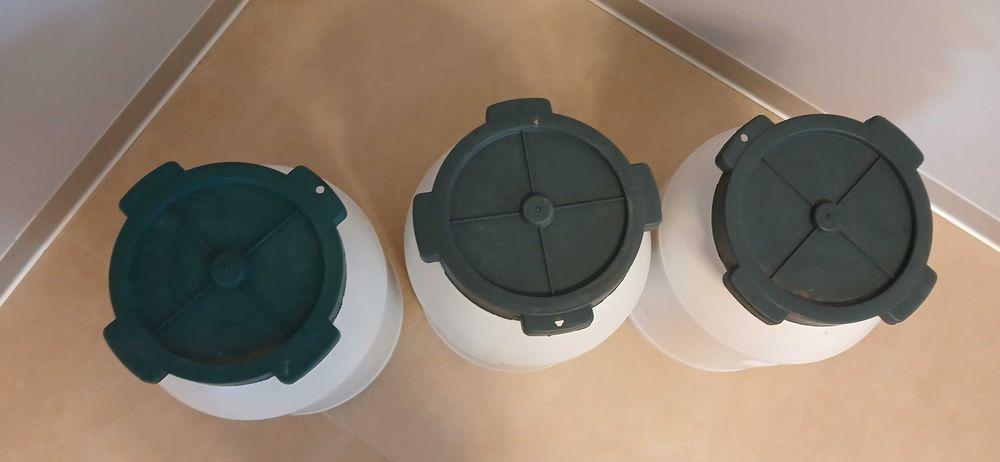 Duże beczki na kajak / ogórki / kapusta