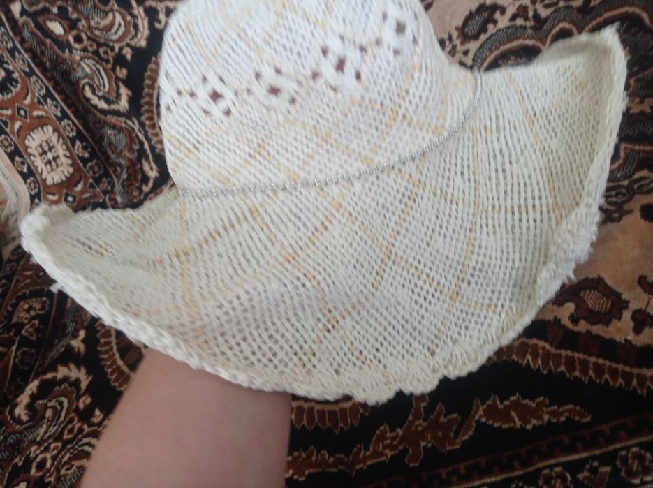 Красивая летняя шляпа