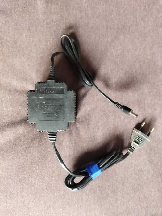 Блок питания  компьютерной ак.системы CREATIVE 13.5V 5000mAh.