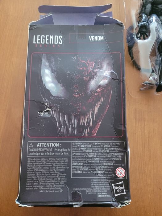 Boneco venom marvel
