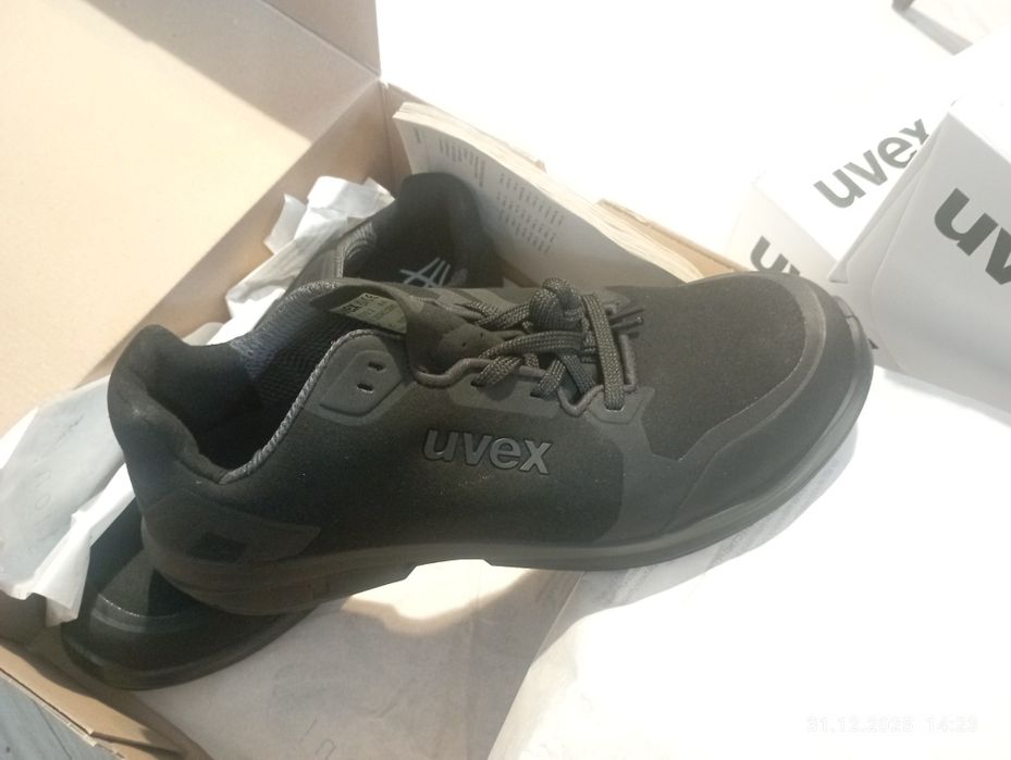 buty Uvex Sport rozmiar 45 rozmiar 46 nowe