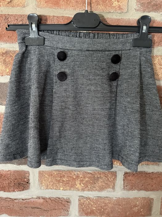 Reserved Spódniczka dziewczęca r. 116 czarna biała popiel