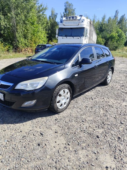 Opel Аstrа 2012 рік.1.7 дизель.