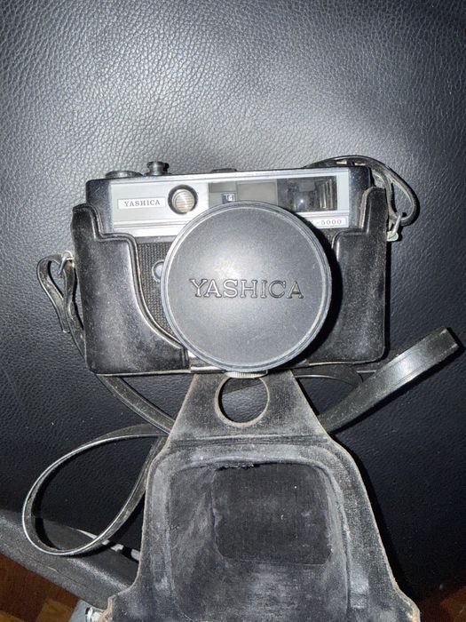 Maquina fotografica Yashica