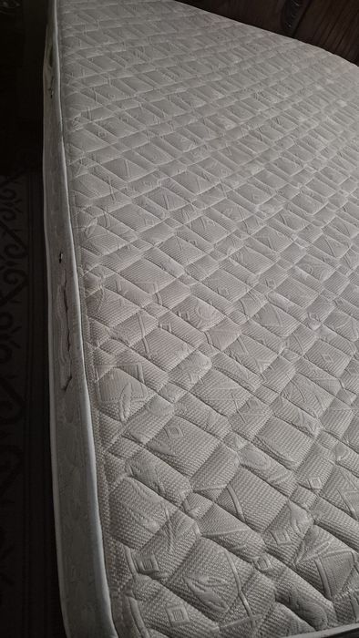 Colchão de casal para venda
