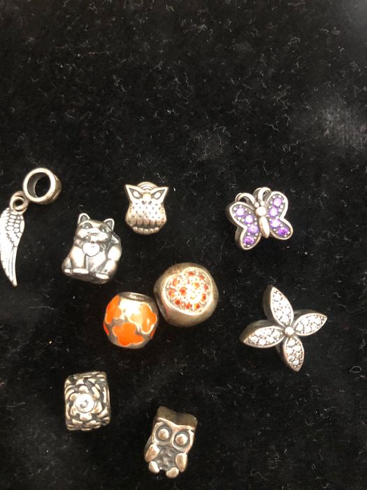 Серебрянные серьги , шармы