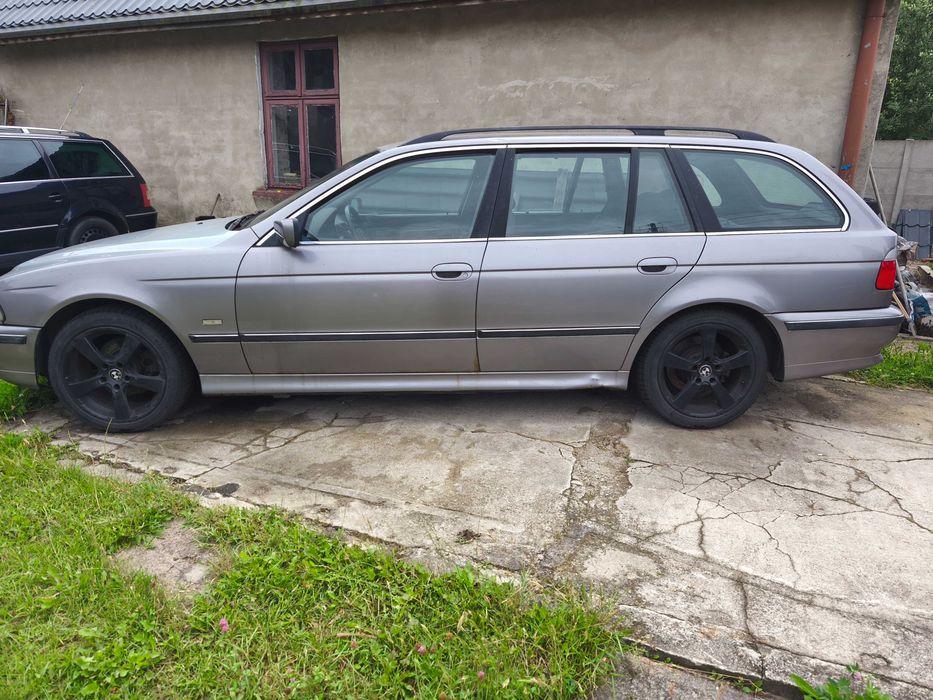 BMW E39 2.0 Benzyna