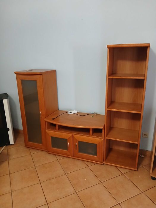 Estante sala (móvel Tv + mod. prateleiras + mod. com porta em vidro)