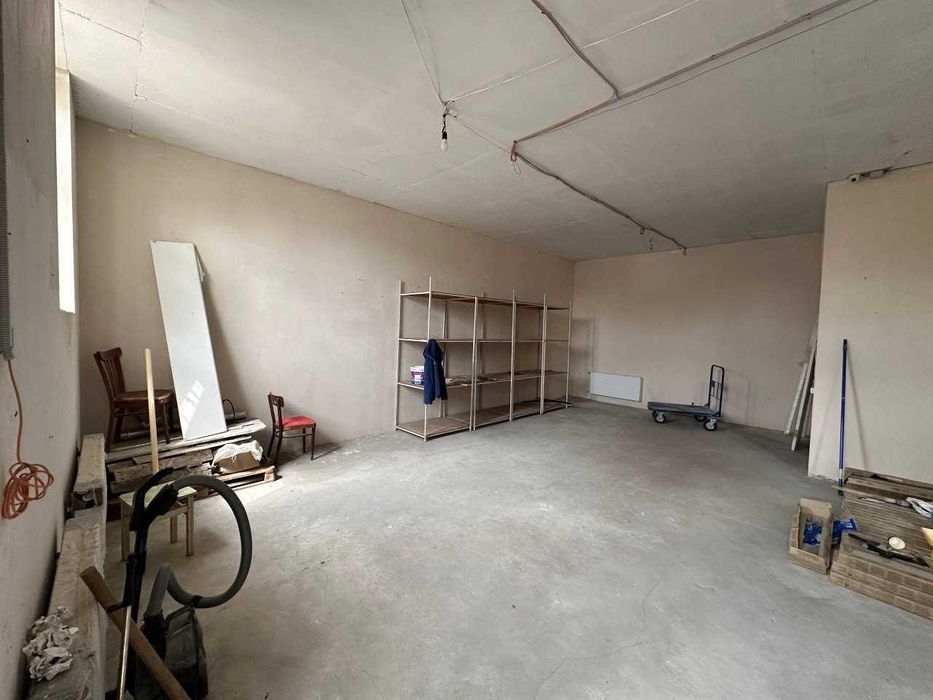 Представляем коммерческое помещение под бизнес !