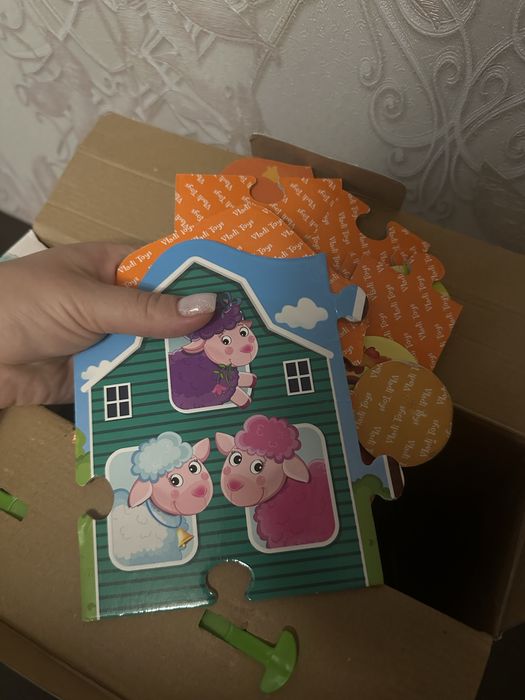 Розвиваюча іграшка Ферма