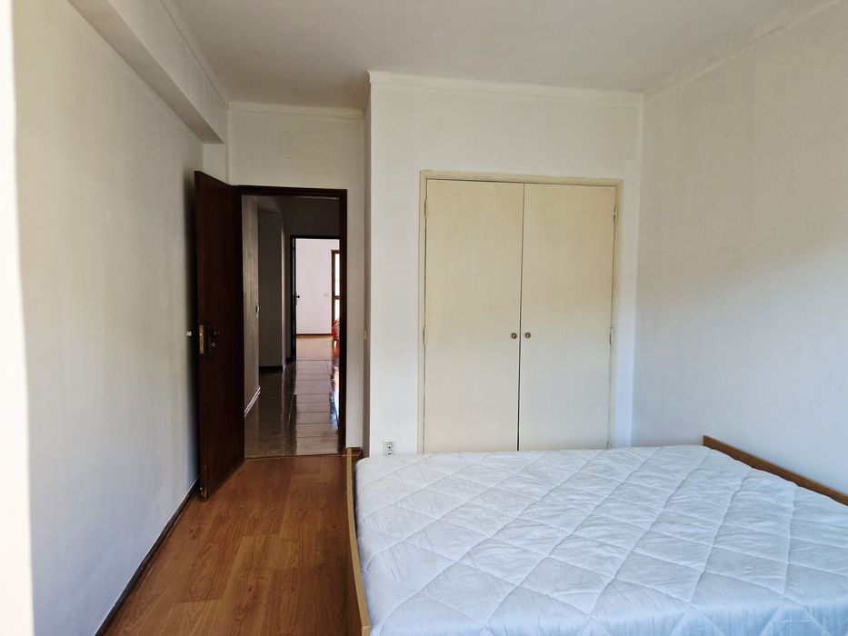 2  Camas com Colchão