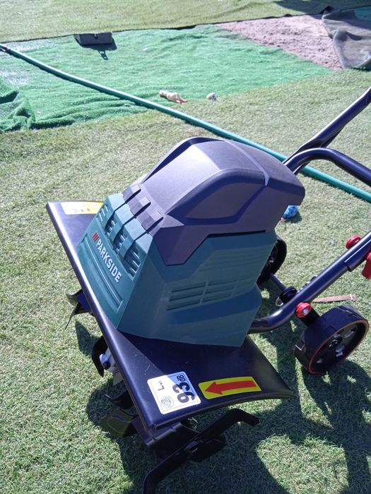 Motor enchada, para lavrar terras nova nunca foi usado