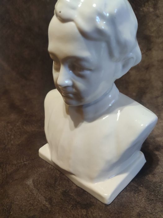Статуэтка фигурка фарфор ссср, бюст ленин