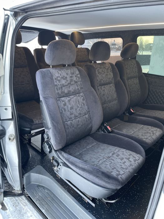 Перевезення на замовлення. Пасажирські перевезення. Бус на замовлення