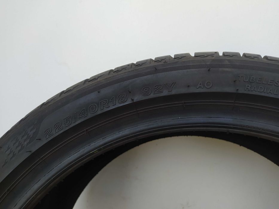 1x 225/40 R18 92Y Bridgestone Turanza T005. 2020r 7mm