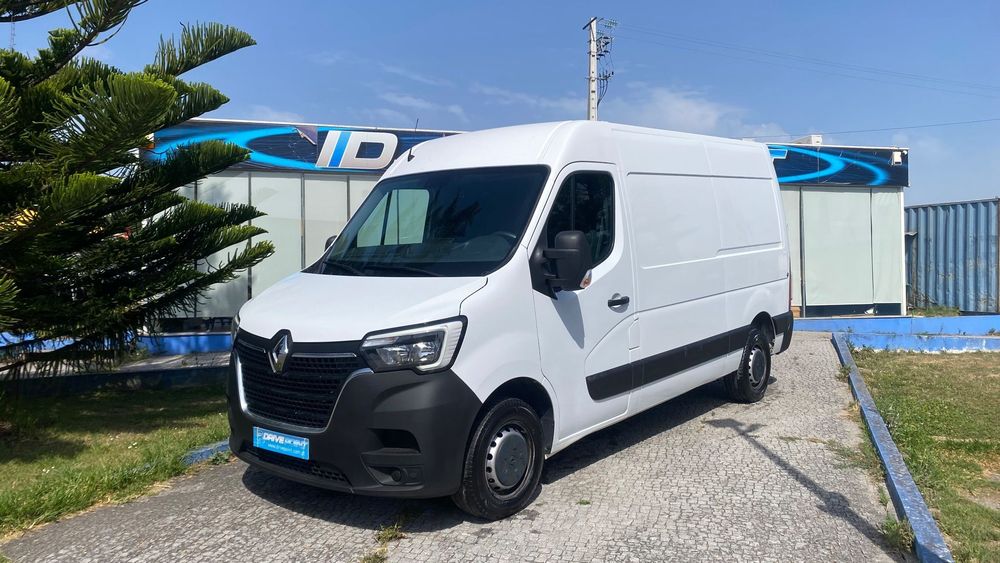 Renault Master III 2.3 dCi L2H2 3.5T