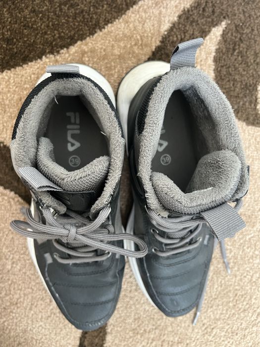 Кросівки єврозима 39 р