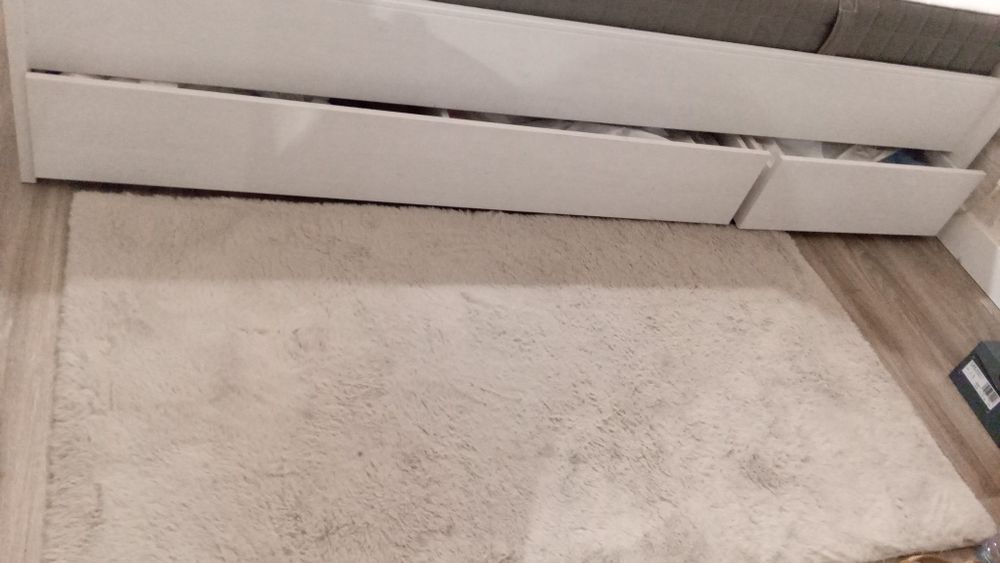 Cama de casal Ikea com 4 gavetas,como Nova