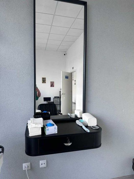 Penteadeira de madeira suspensa de 81 cm com gaveta