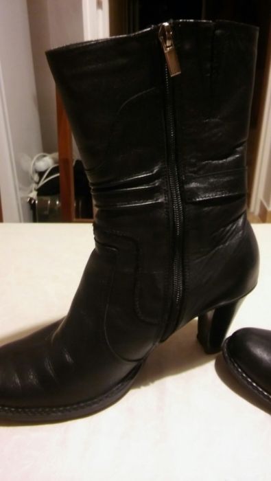 Skórzane botki 40
