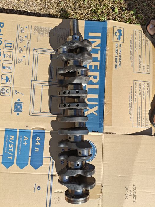 Колінвал bmw 2242898 2,5 tds