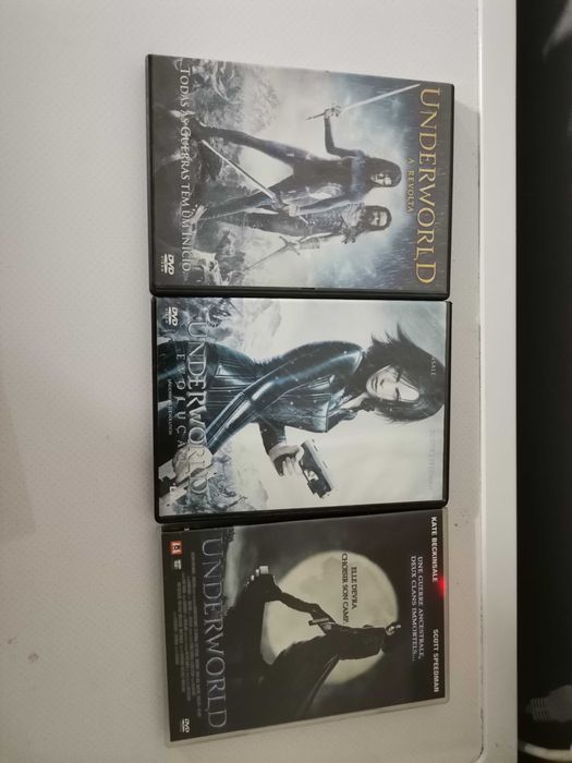 Vendo filmes em DVD 2