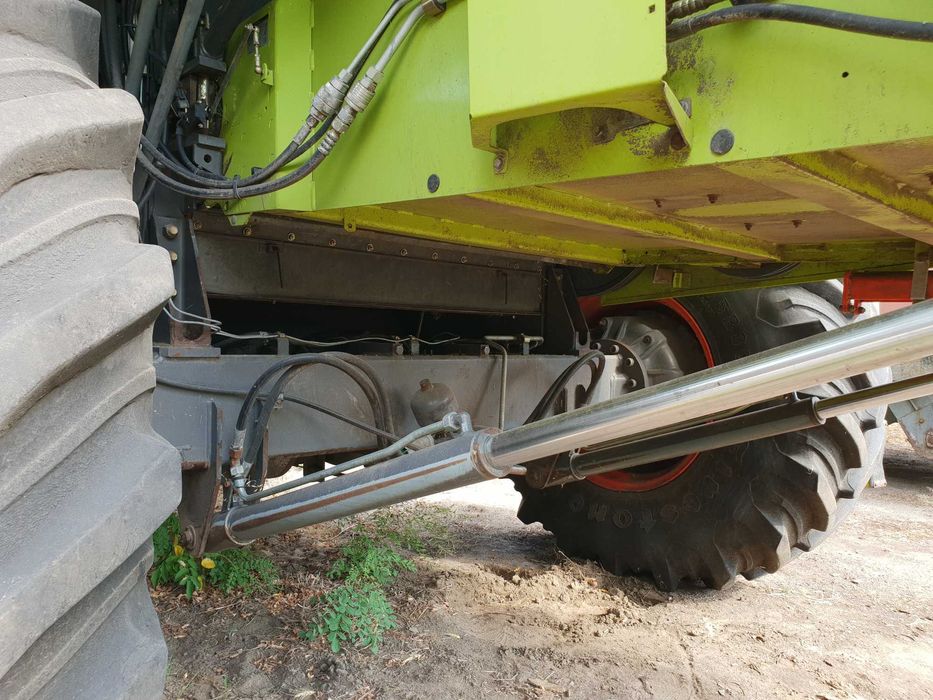 Продам комбайн CLAAS TUCANO 320