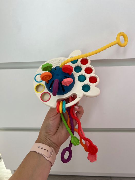 Брязкальця для дитини