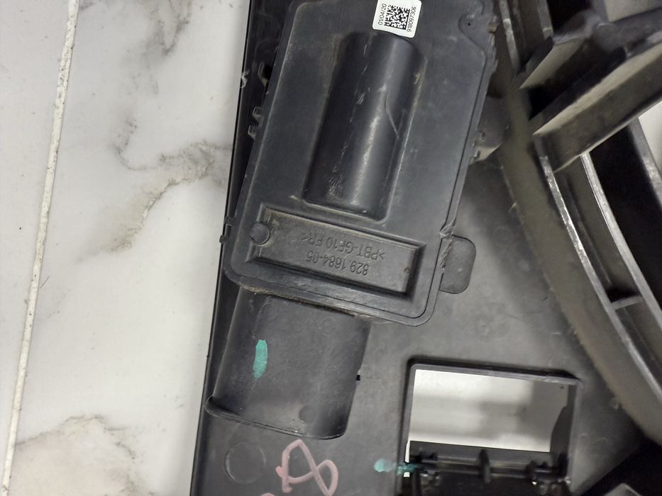 Дифузор Вентилятор BMW 530 540 g30 комплектний з мотором 17427953569