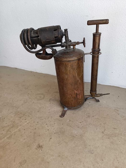 Maçarico grande em latãp