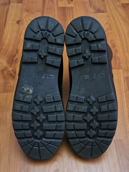 Берці, ботінки Minerva