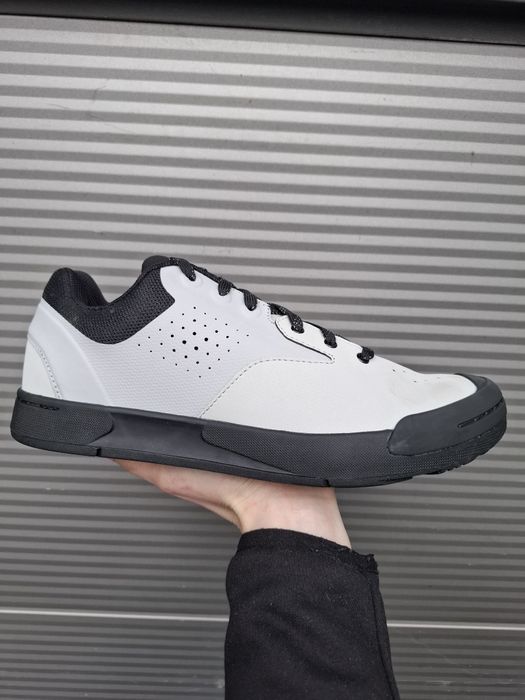 Buty rowerowe górskie na platformy Giant Shuttle Flat rozmiary 43