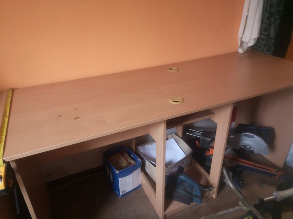 Стол компьютерный ,офисный