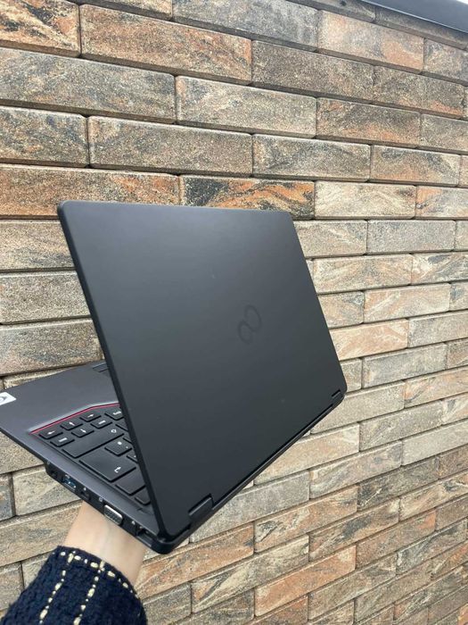 Fujitsu LifeBook U7311 i5-1135G7 / 8GB / 256GB / LTE — 90шт
