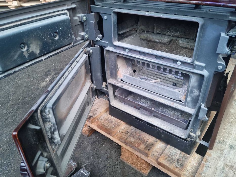 Piec w bardzo dobrym stanie