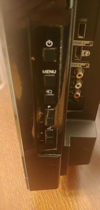 SHARP 40 Cali Full HD LCD Colouer model LC-40LU700E