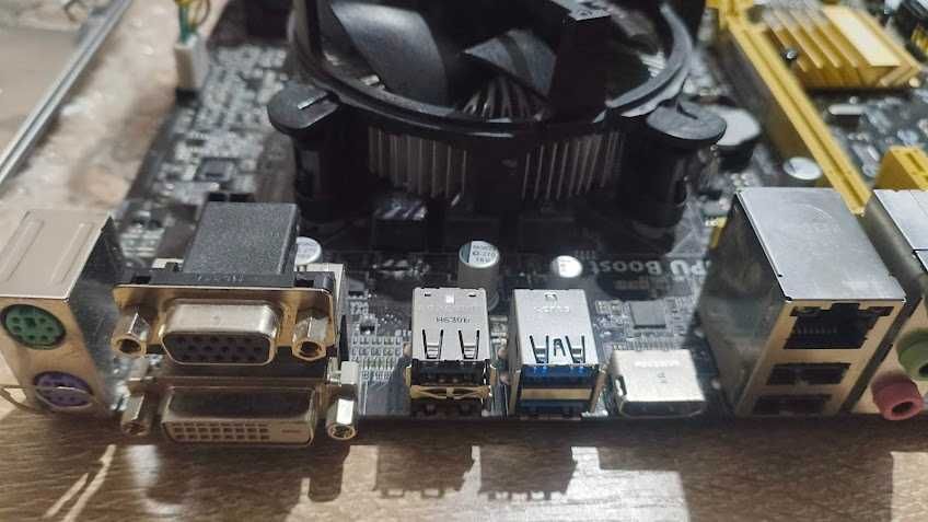 комплект для ПК: Xeon E3-1240 v3 (як i7-4770) + ASUS B85M-G+ 16 ГБ ОЗП